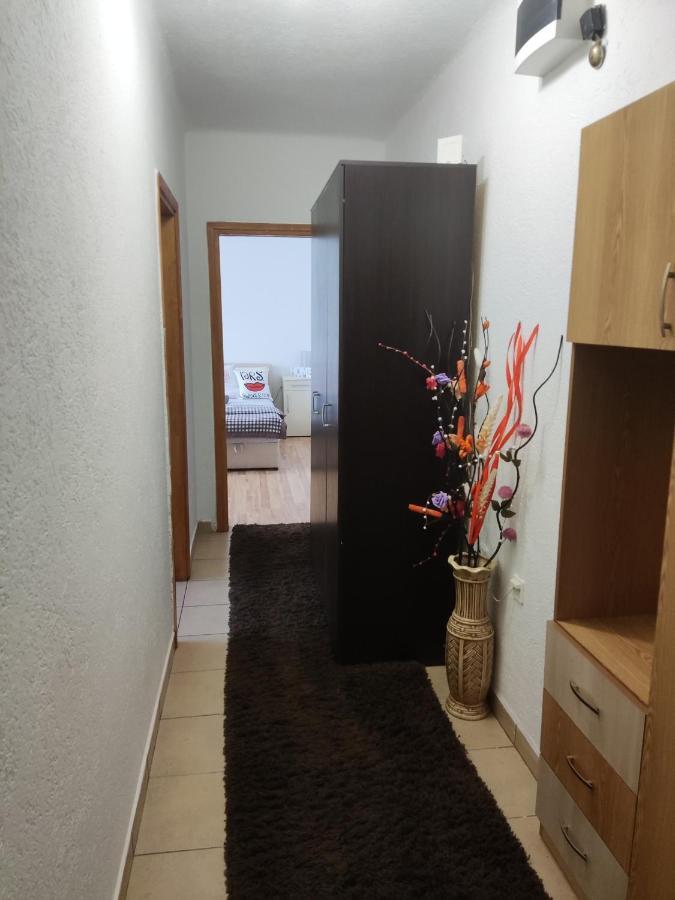 Apartmani Sarah טוזלה מראה חיצוני תמונה